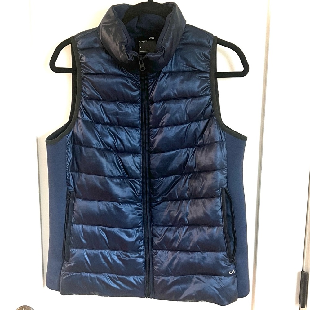 🕶️Gap Fit Puffer Fitted Down Vest Sz Large Metallic Navy Blue